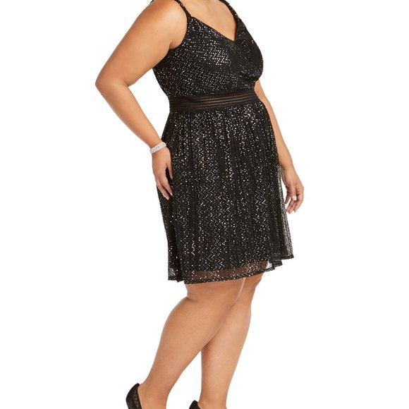 NWT City Studios Trendy Plus Size  24W Metallic Fi - Picture 2 of 8